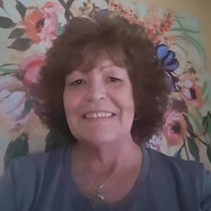 Meet your Posher, Maxine